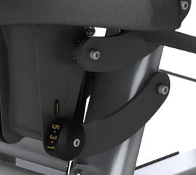 Регулировка сидения с газовой системой возврата "Air Shock" (только для Versa PLUS Регулировка сидения с газовой системой возврата "Air Shock" (только для Versa PLUS