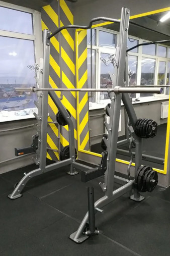 Многофункциональная рама с перекладиной Smith BS019 MULTI-PURPOSE RACK для жимов и приседаний