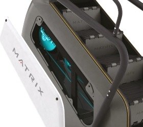 Съемные боковые клжухи и ряд других инноваций для быстрого сервисного обслуживания Съемные боковые клжухи и ряд других инноваций для быстрого сервисного обслуживания